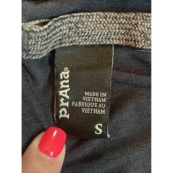 Prana Breathe Womens Dark Gray Hoodie Pullover Sz Small Kangaroo Pocket Long Slv - Picture 2 of 7
